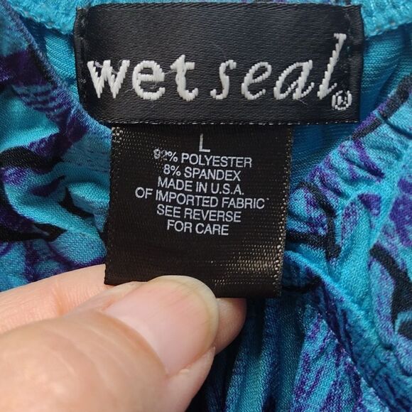 Wet Seal too  - Picture 2 of 4